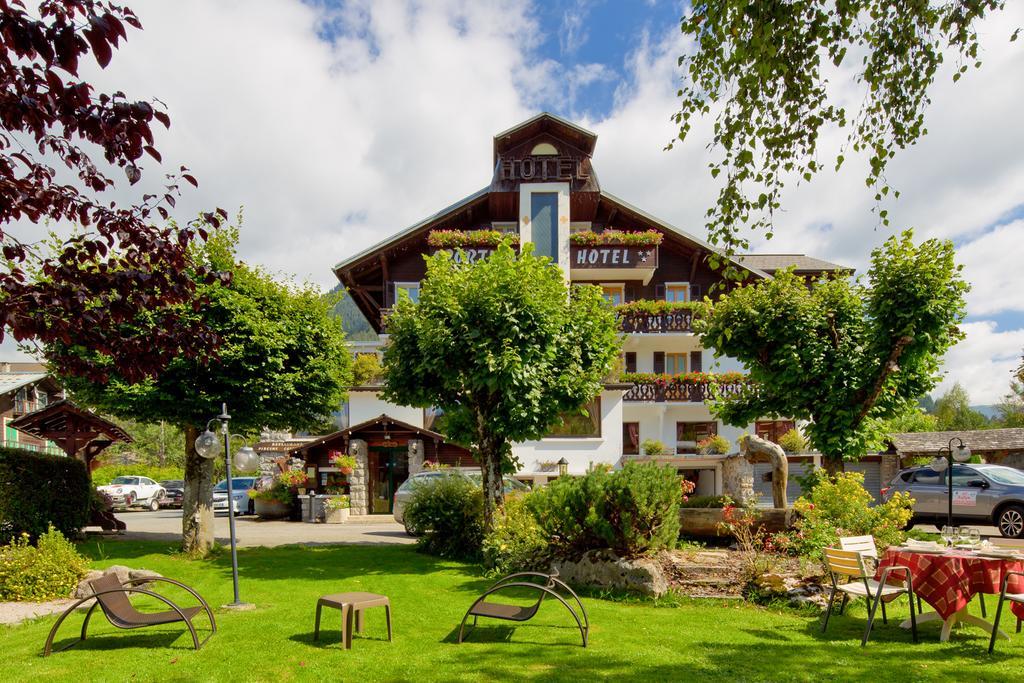 Hotel Le Sporting Morzine Esterno foto